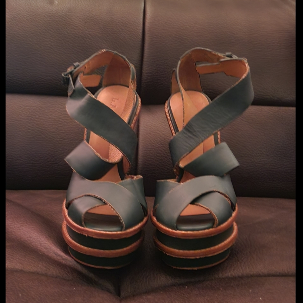 L.A.M.B. Women's Angela Wedge Sandal